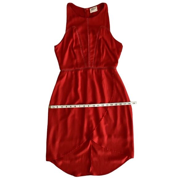 Sienna Sky High Low Sleeveless Crochet Asymmetrical Tulip Mini Dress Red S - Picture 9 of 16